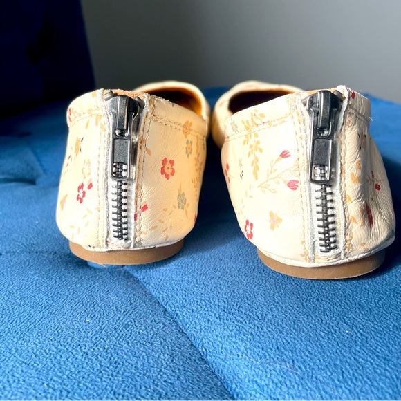 Lucky Brand Floral Ballet Flats Size 9 - Picture 5 of 6